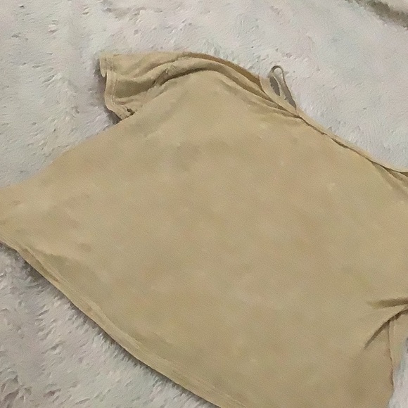 We the free women’s distressed t shirt size medium - Picture 6 of 6